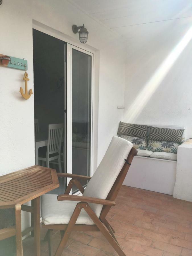 2 Bedroom Apartment In The Old Town, Close To The Beach L' Escala 外观 照片